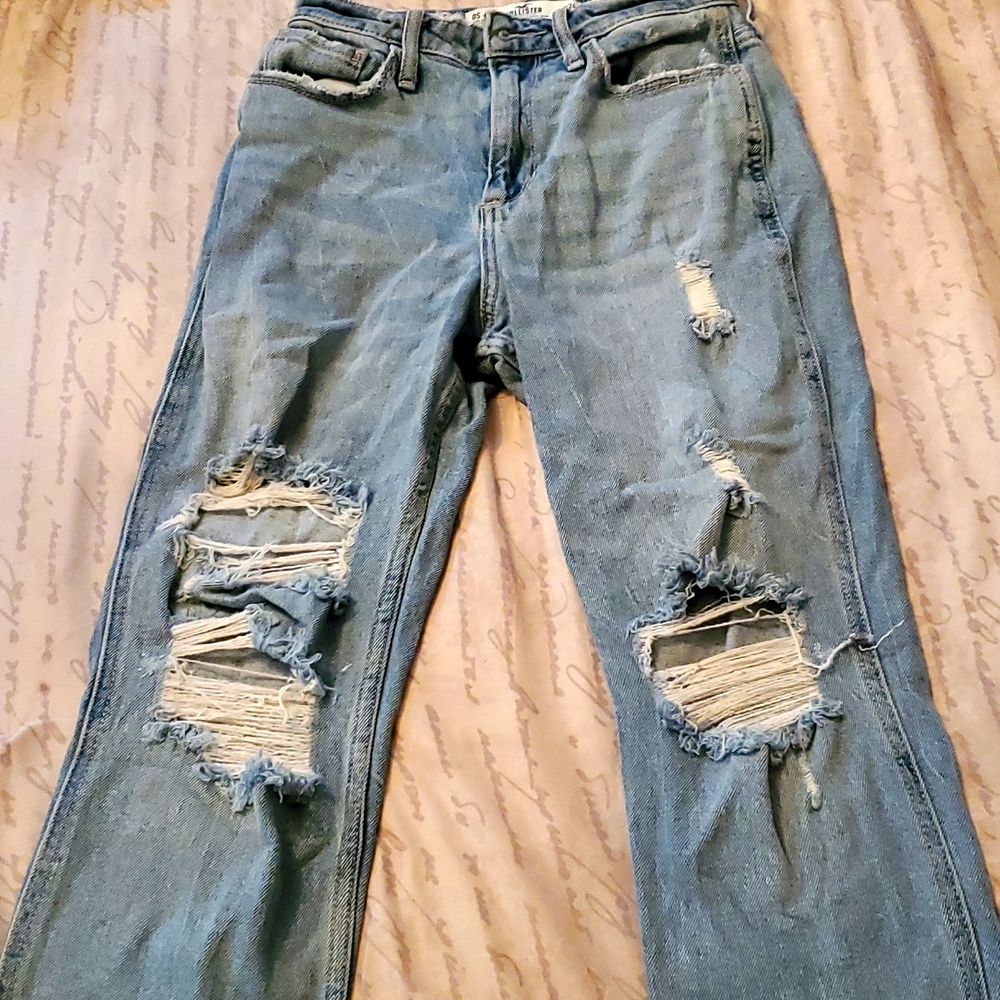 Hollister mom's Jean